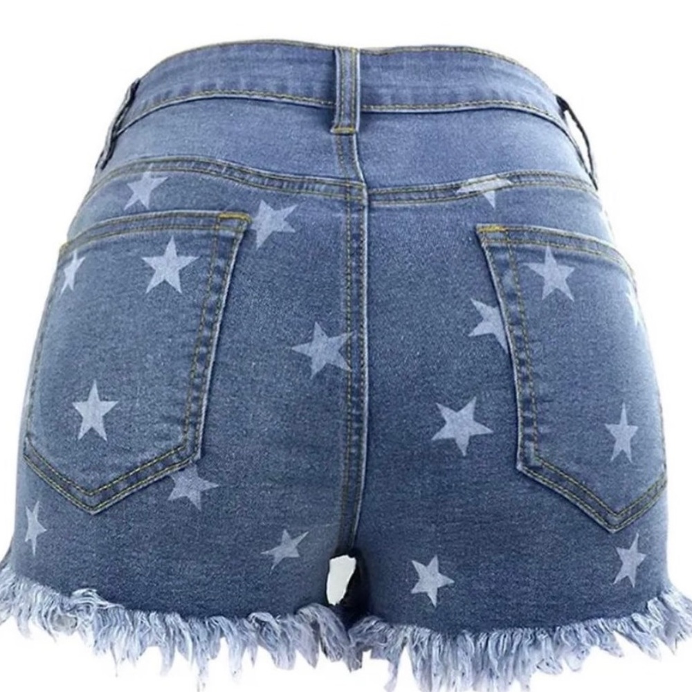 New! Raw Hem Star Printed Distressed Denim Jeans Shorts - Picture 4 of 5